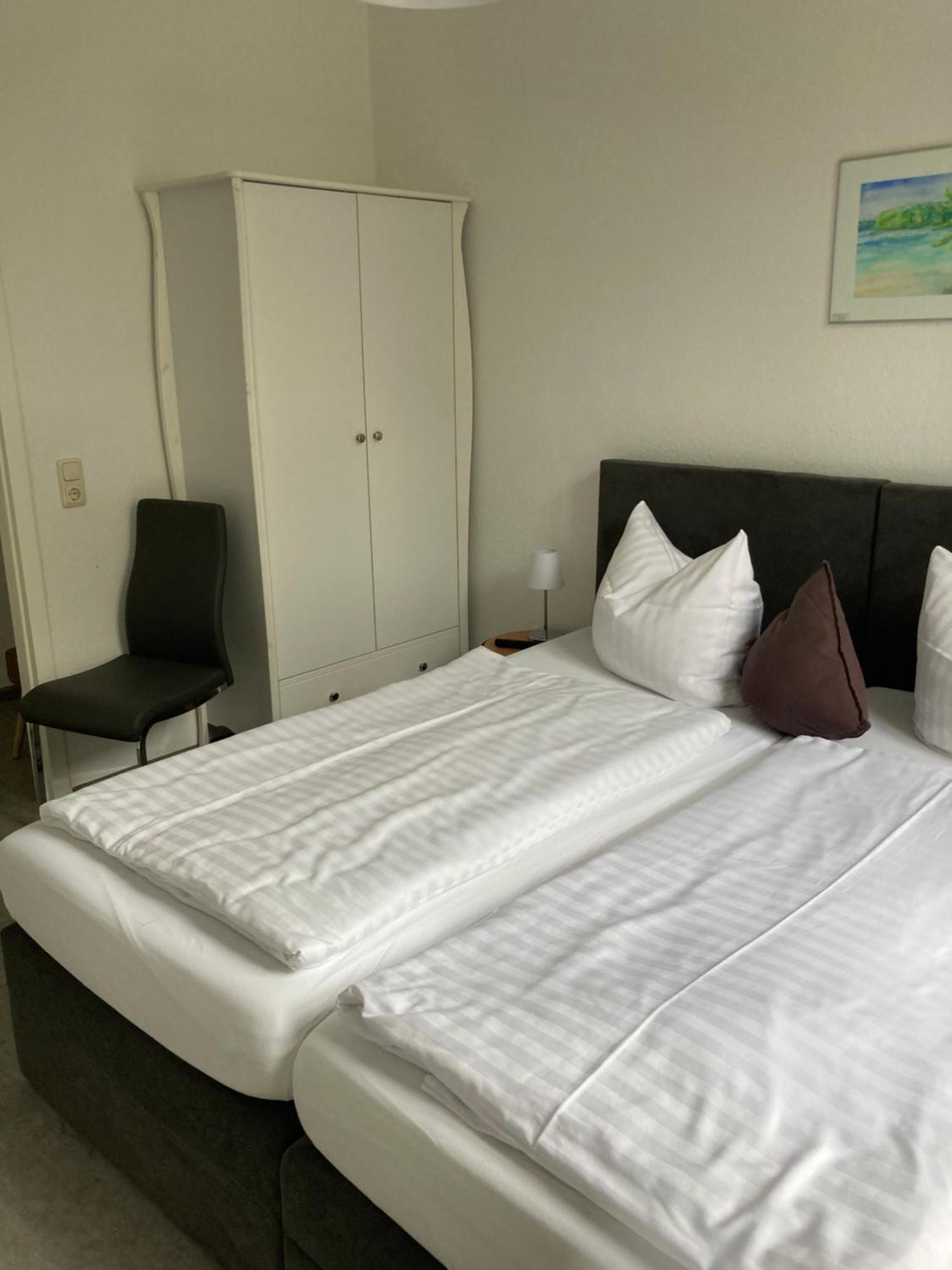 Haus Brandenburg Aparthotel Stechlin Exteriör bild
