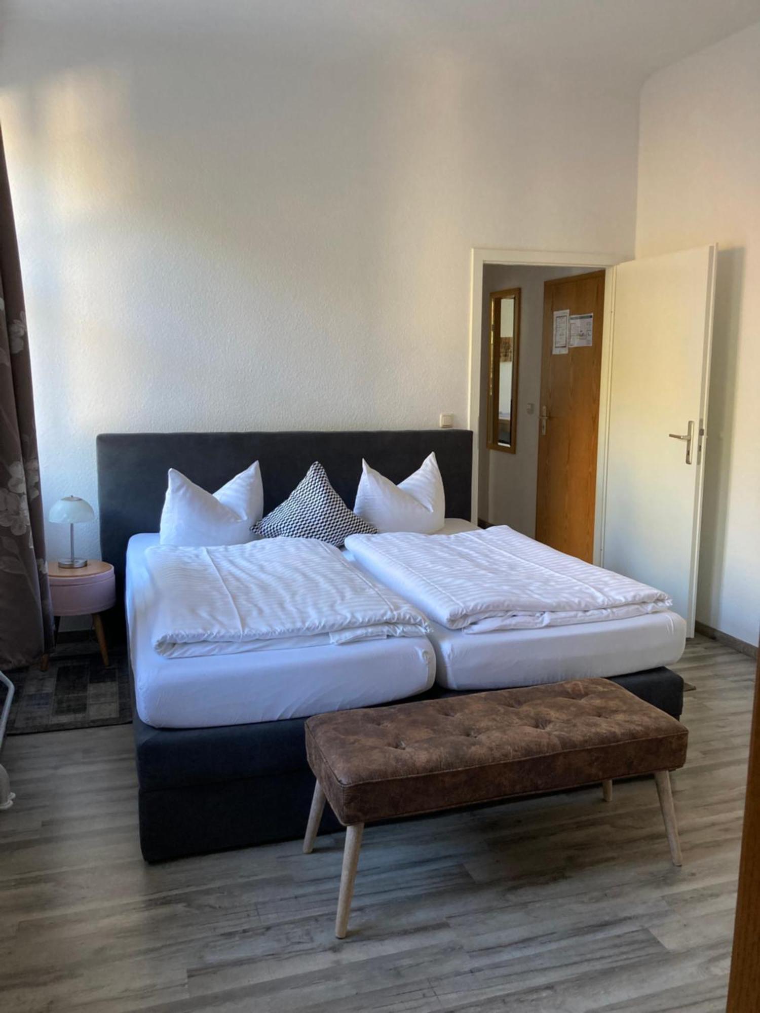 Haus Brandenburg Aparthotel Stechlin Exteriör bild