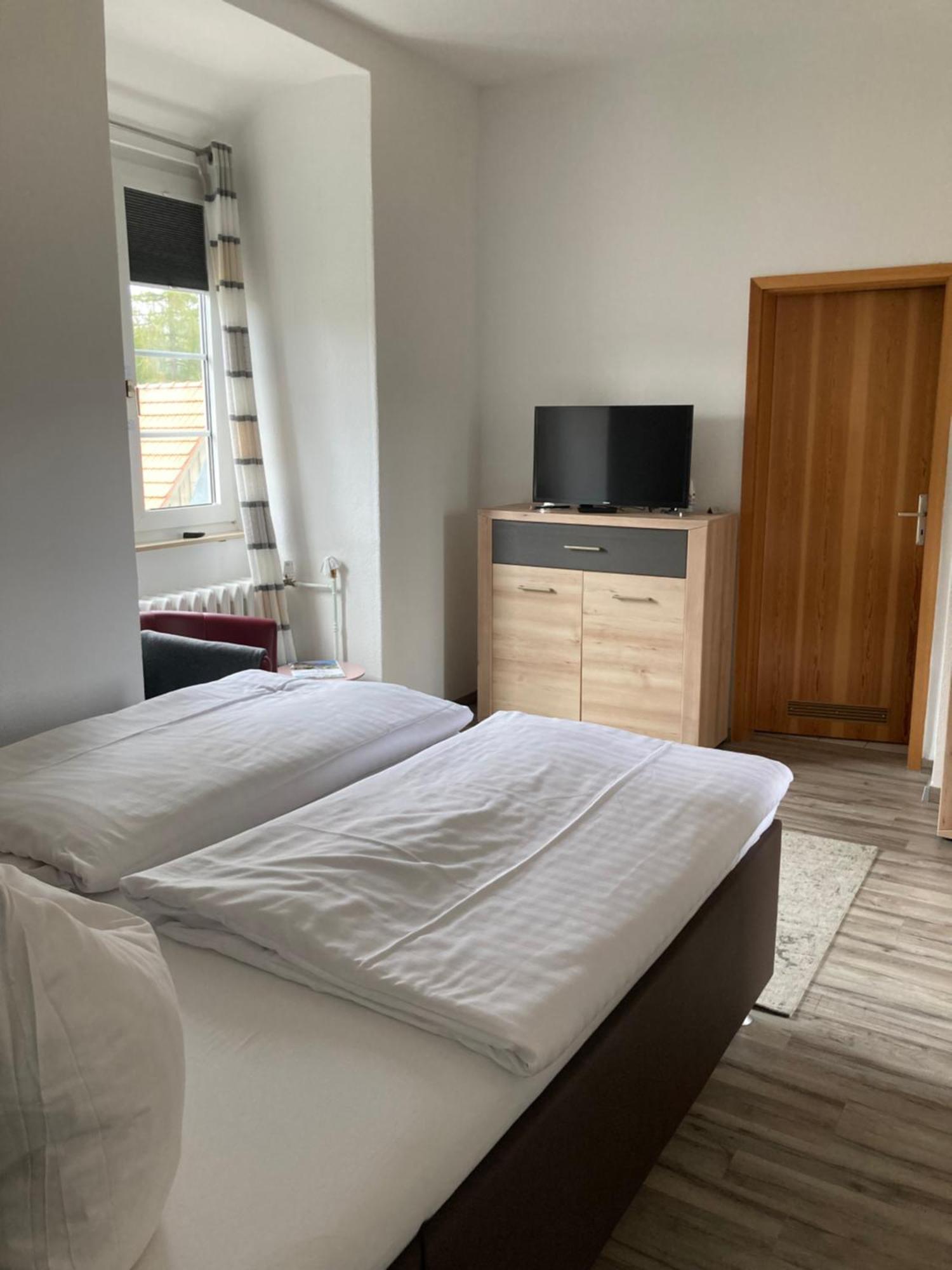 Haus Brandenburg Aparthotel Stechlin Exteriör bild